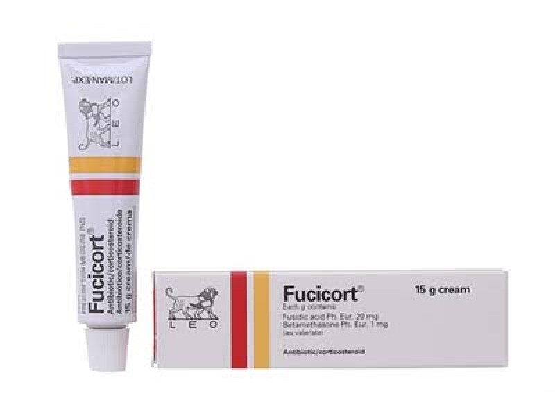 Kem trị viêm da nhiễm khuẩn Fucicort (15g)