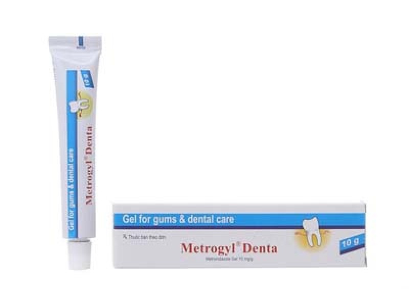 Kem bôi trị viêm răng Metrogyl Denta (10g)