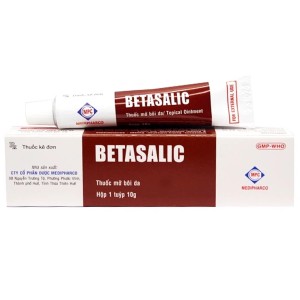 Thuốc mỡ bôi da Betasalic (15g)